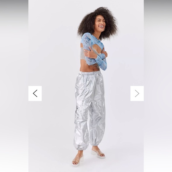 Urban Outfitters  silver metallic nylon cargo ballon pants - Picture 4 of 14